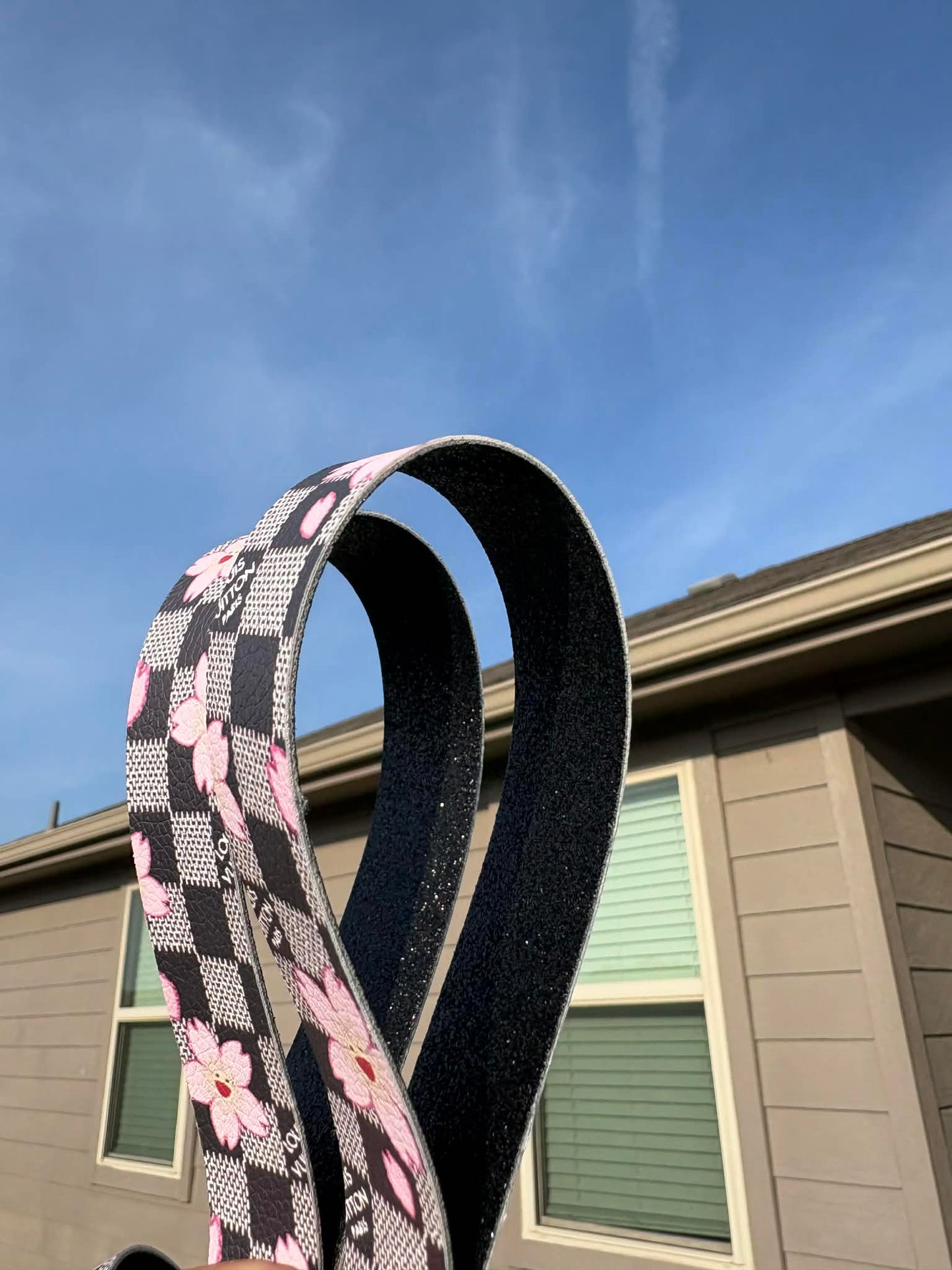 Black Floral Checker Wristlet